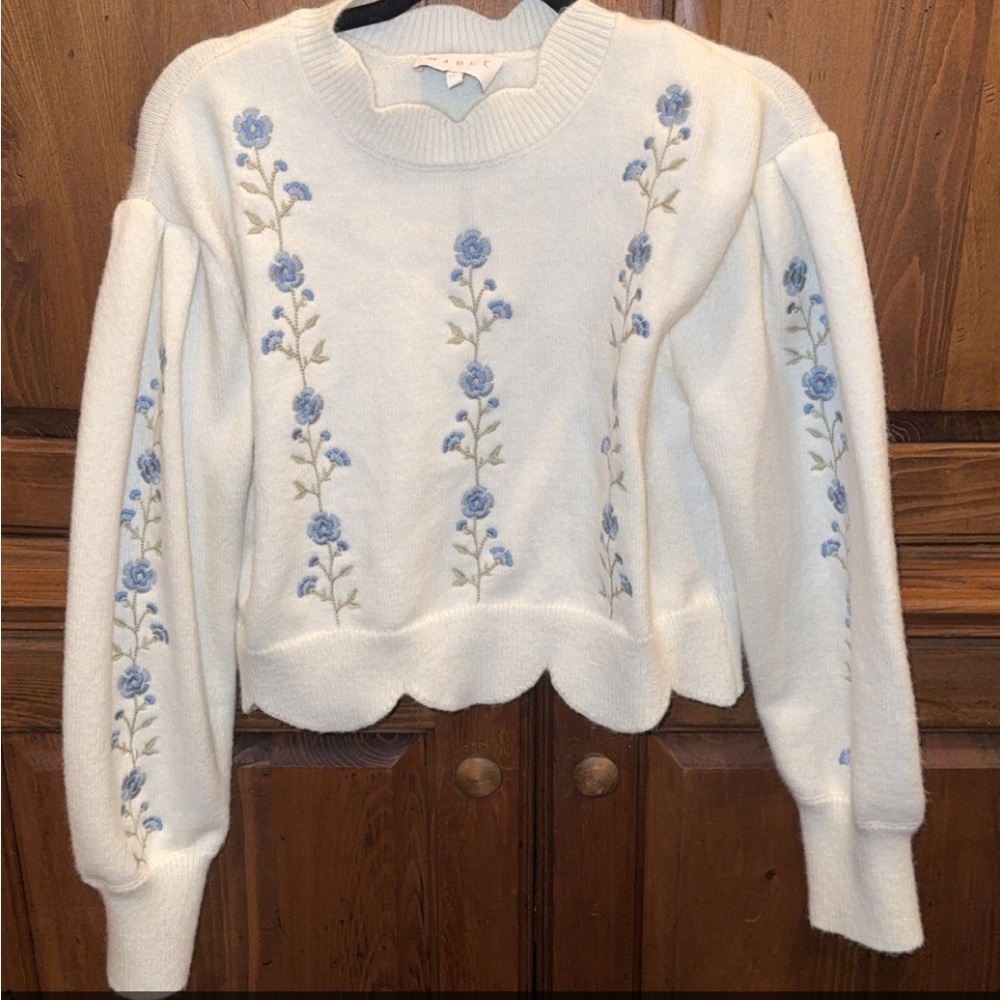 Floral Embroidered White Sweater